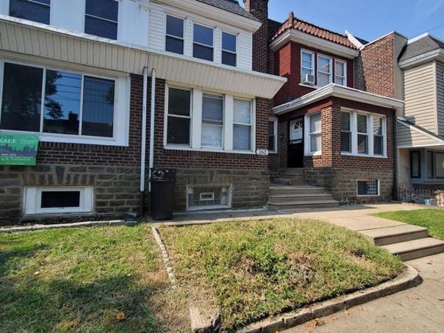 262 W Godfrey Avenue