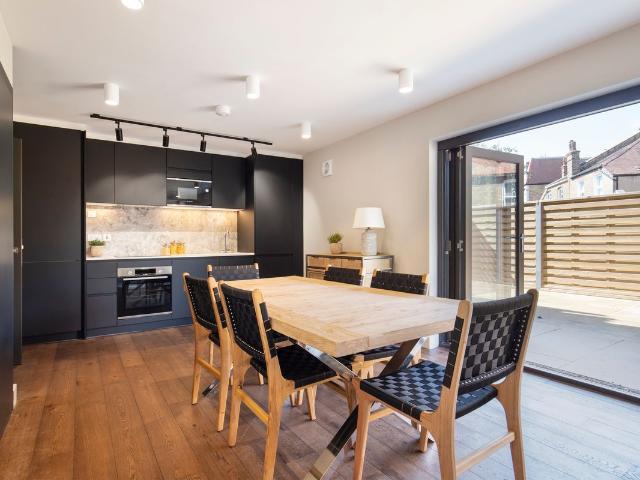 262 Wimbledon Park Road, London SW19, 2 bed flat to rent, £2,850 pcm | PrimeLocation