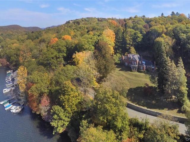 262 Tuxedo Road