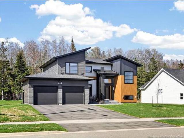 262 Yvonne, Dieppe, NB, E1A 9H8 house for sale | Listing ID NB138068 | Royal LePage