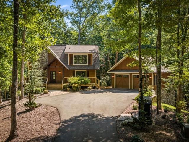 2634 Mountain Tops Road