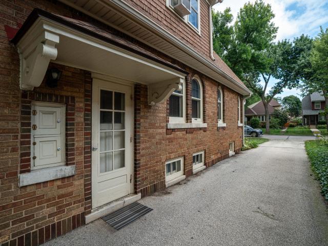 2635 N 68th St, Unit 2637