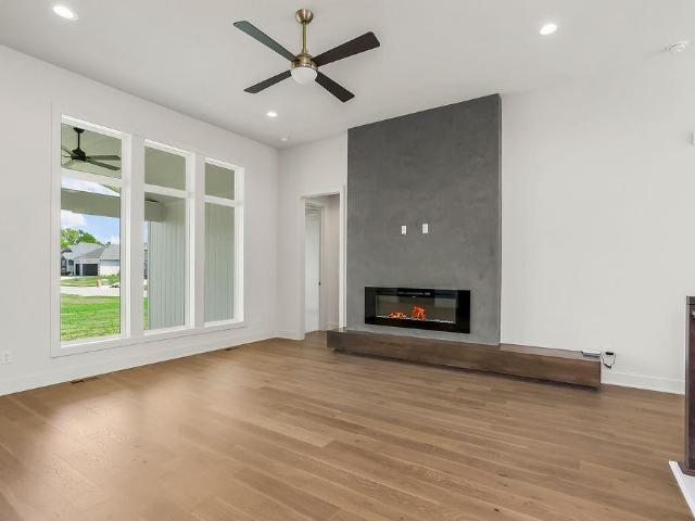 2635 SW Tracker Lane