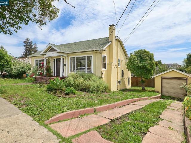 2636 Cole St