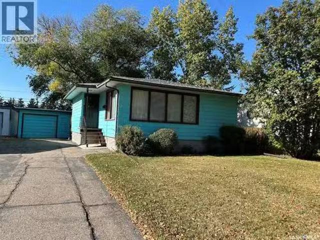 2636 Edward Street, Regina, SK, S4S 0M8 house for sale List.