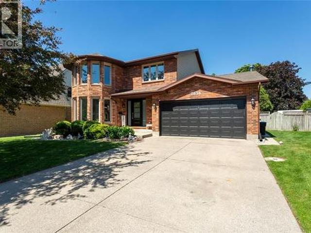 2636 Stoneridge Court, Sarnia, ON, N0N 1C0 house for sale | Listing ID 26014 | Royal LePage