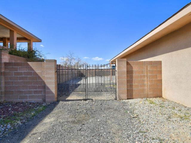 2636 Sandia Loop NE