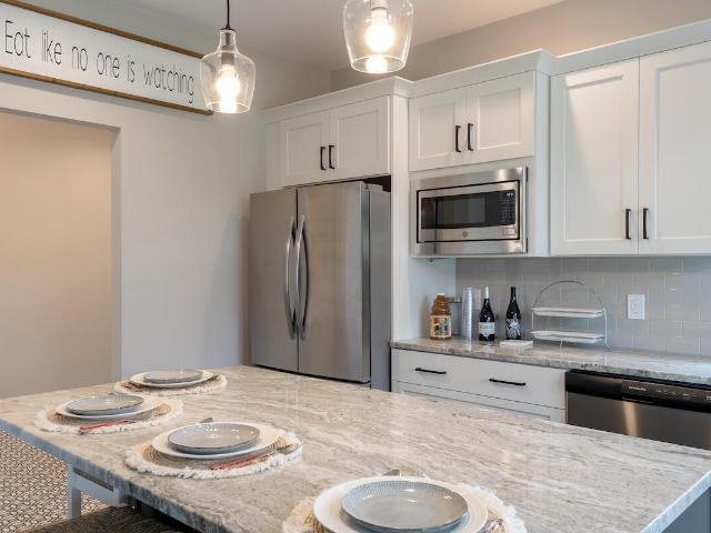 2637 Piers End Lane