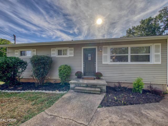 2638 Dexter Lane