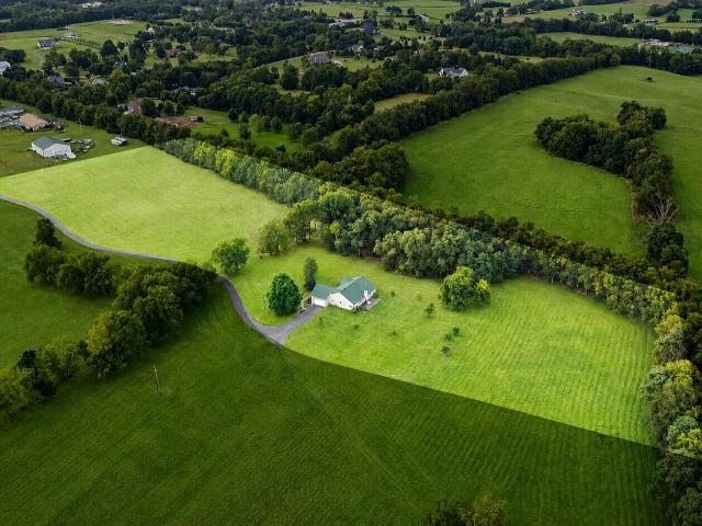 2639 Weisenberger Mill Road