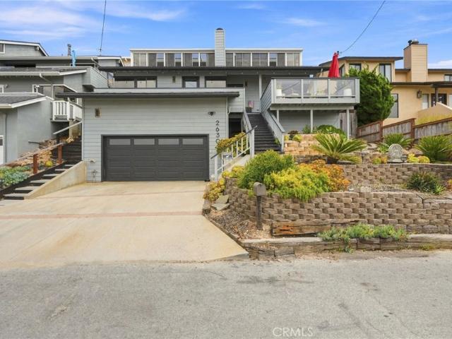 2630 Maple Avenue