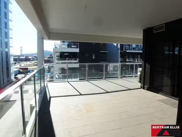 263/12 Limburg Way, Greenway Apartment for rent Listed by Nol.