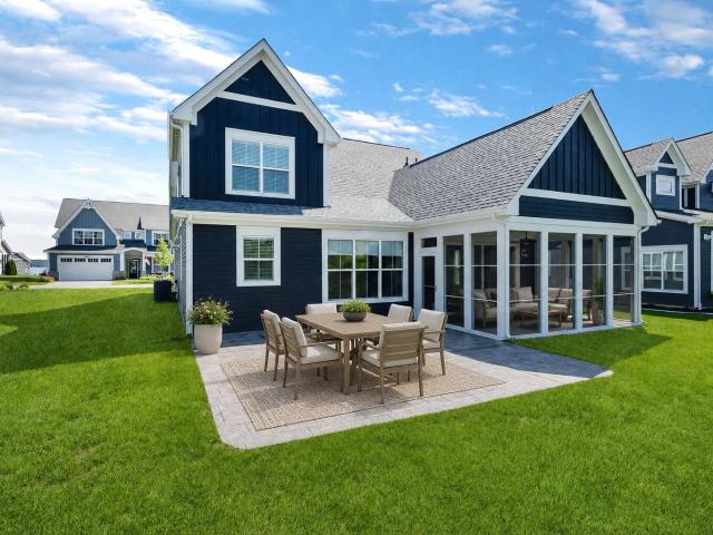 2631 Mooring Ct