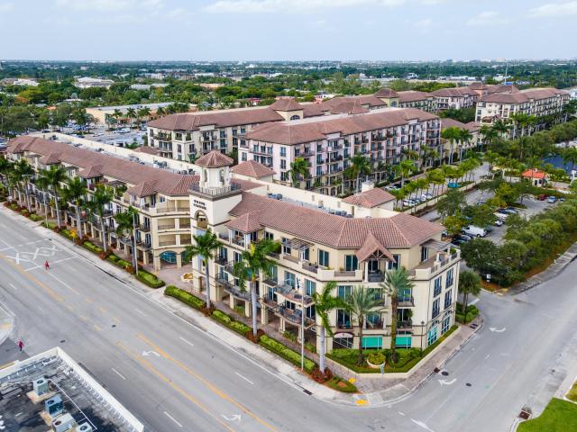 2631 NE 14th Ave, Unit 406, Wilton Manors, FL 33334 | MLS #B26008
