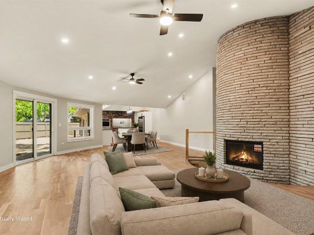 2631 Hillview Lane