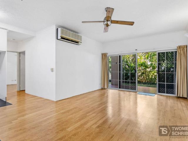 26/327 329 Lake Street, Cairns North