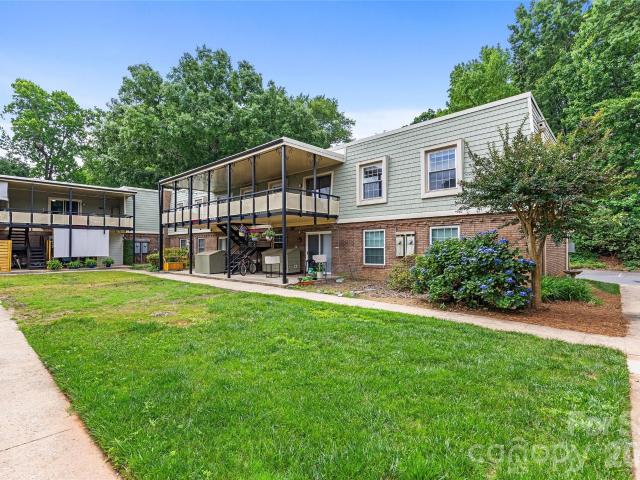 2632 Park Road # H