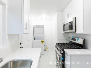 2632 1/4 Arvia St Los Angeles, CA 90065