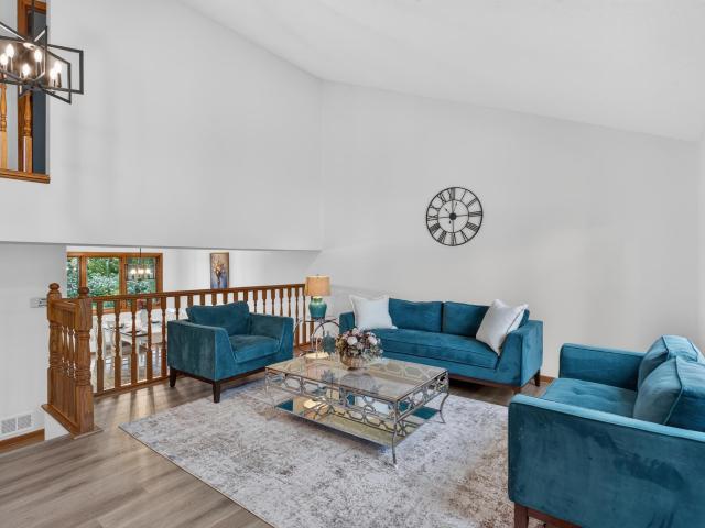 2633 Nightingale Court