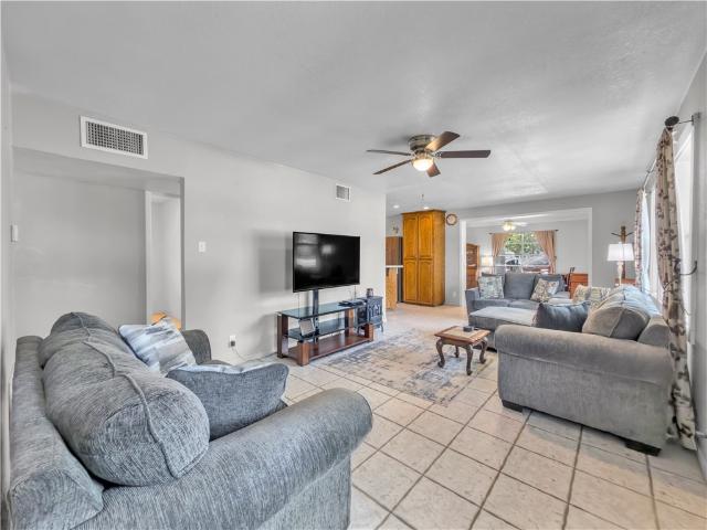 2633 Henrietta Place