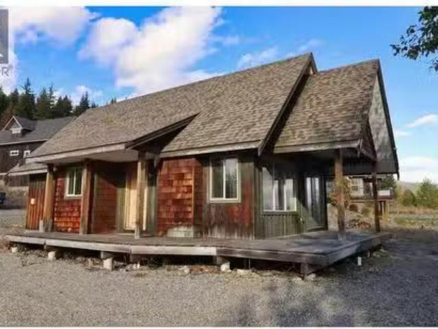 2633 Squilax Anglemont Road Unit# 195, Lee Creek, BC, V0E 1M5.