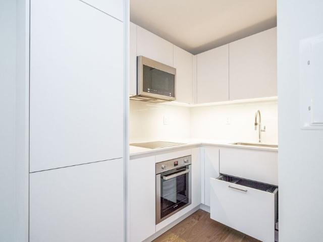 263 Russell Hill Road