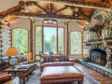 263 Tarnwood Drive