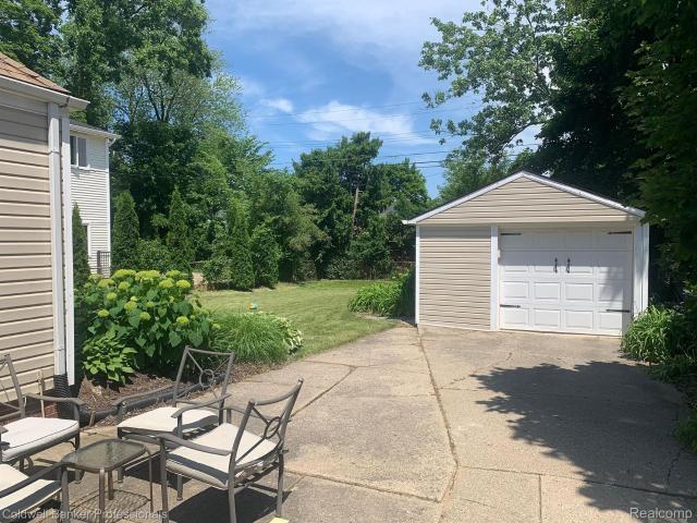 2645 Buckingham AVE, Birmingham, US, MI