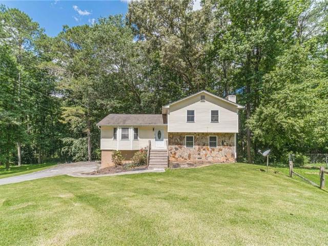 2645 Holly Berry Trail
