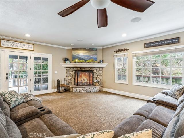 26461 Hillcrest Ln, Lake Arrowhead, CA 92352 | MLS #IV26011