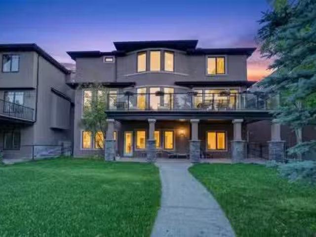 2646 Evercreek Bluffs Way Sw, Calgary, AB, T2Y 4V7 house for.