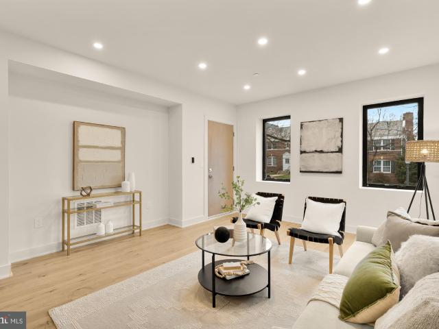2647 41st St NW, Unit 1, Washington, DC 20007 | MLS #DCDC2261