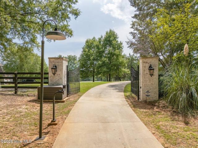 2649 Amity Road