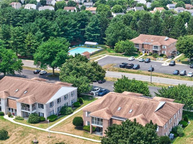2649 Rolling Green Drive