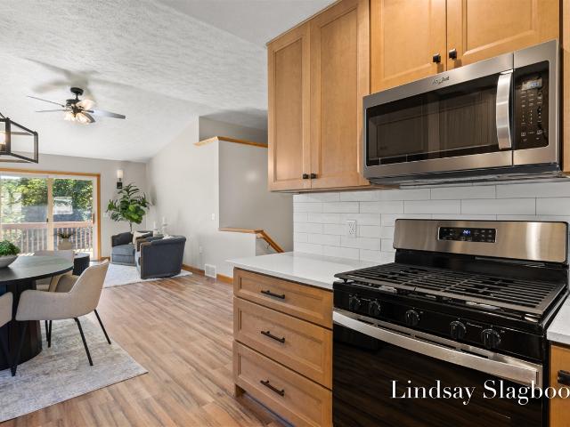 2640 Rolling Ridge Lane