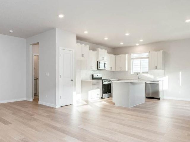 2640 SE Landau