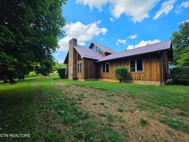 264 Carlos Rd