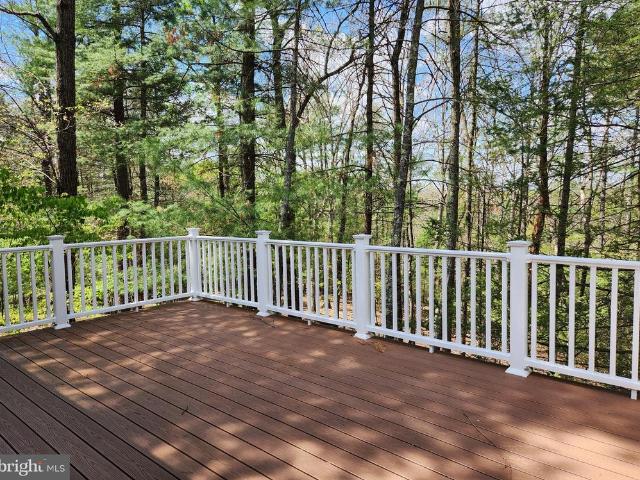 264 Chestnut Oak Lane
