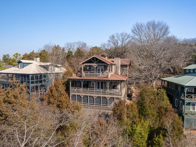 264 Crooked Lane