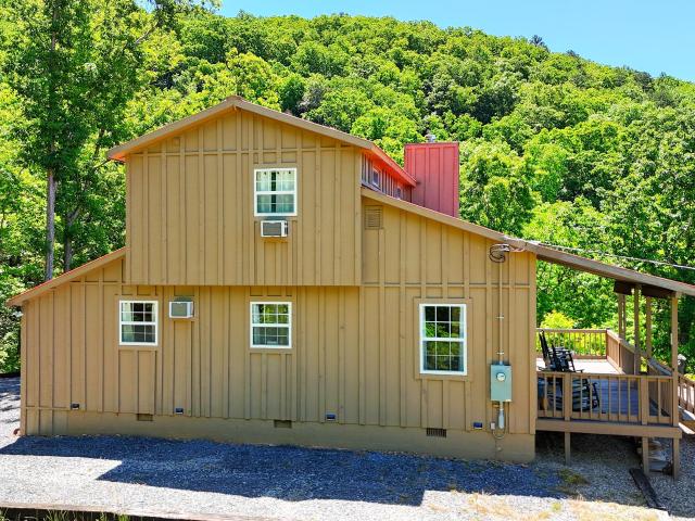 264 Curry Way