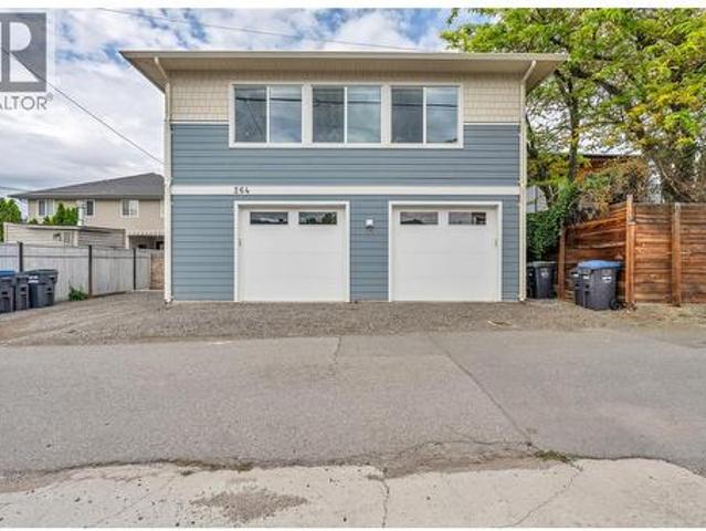 264 Douglas Avenue, Penticton, BC, V2A 2T8 house for sale | Listing ID 10389 | Royal LePage