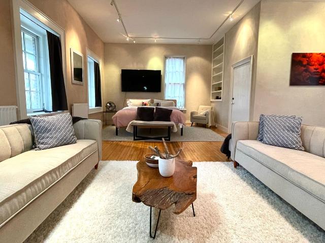 264 Main St B, Great Barrington, US, MA