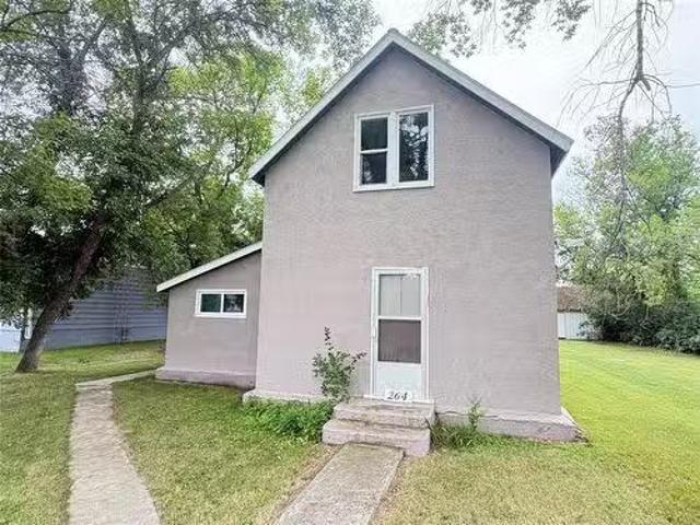 264 South Railway Avenue, Miniota, MB, R0M 0C0 house for sal.