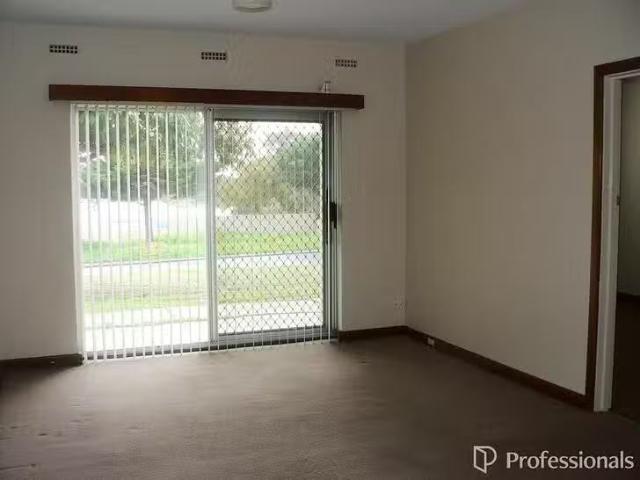 2/64 Stoneham Street, Joondanna, WA 6060