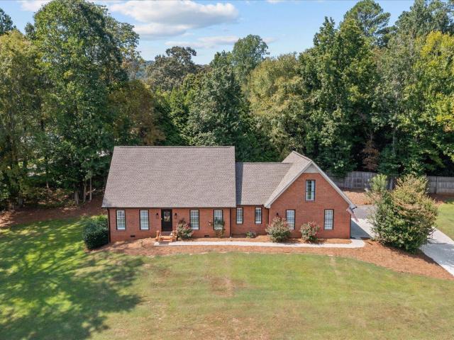 2654 Foxmore Cir, Dalton, GA 30720 | MLS #1520