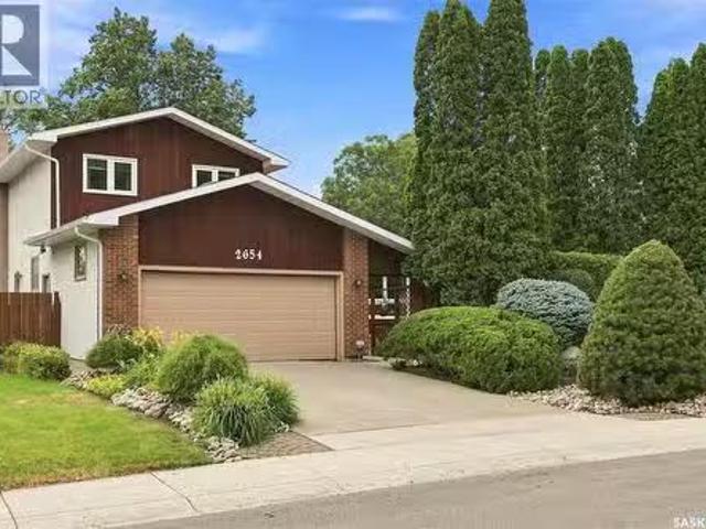 2654 Kliman Crescent, Regina, SK, S4V 0M2 house for sale Li.