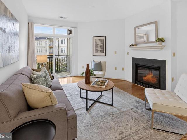 2655 Prosperity Avenue # 310