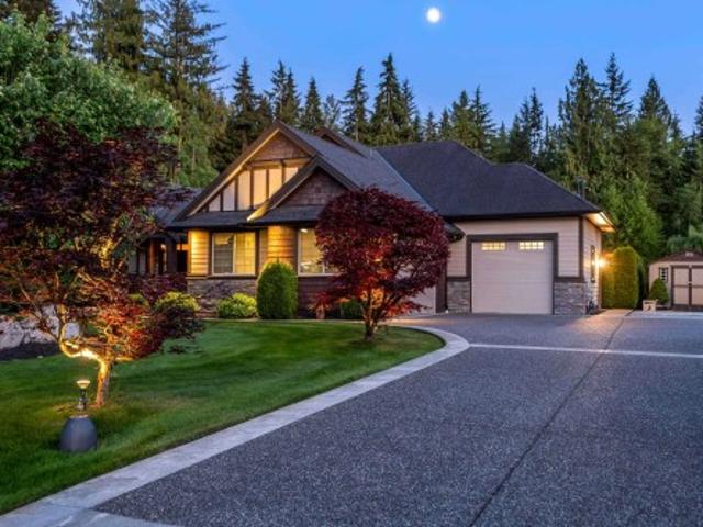 26580 Avenue, Maple Ridge, BC, V2W 0E2 Luxury House for sale | Listing ID R3130 | Royal LePage Carriage Trade Luxury Properties