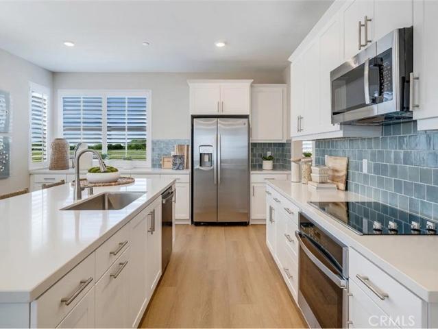 2650 E Hyde Paseo