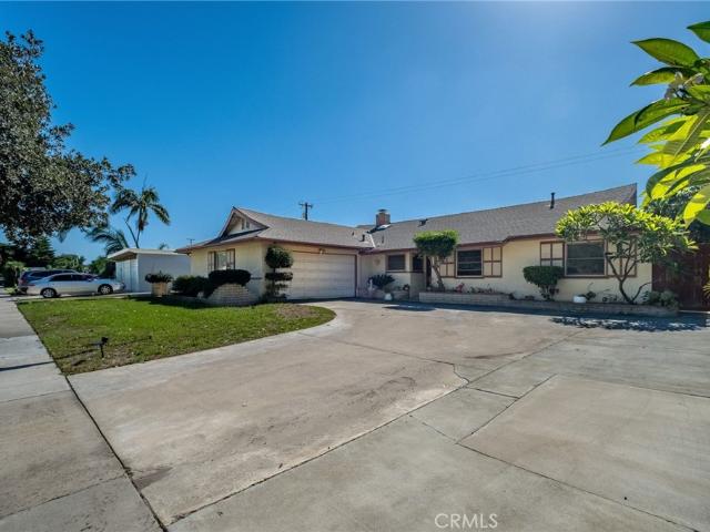 2650 E Sycamore